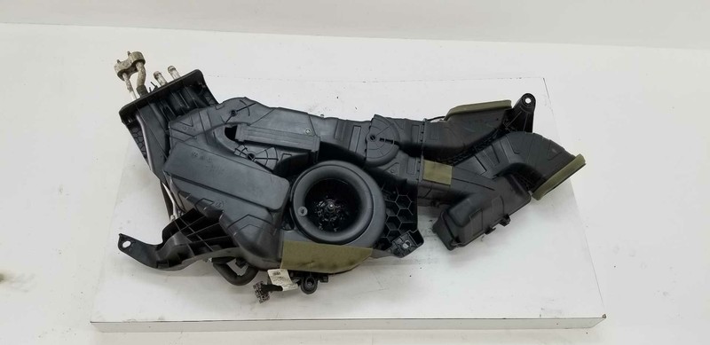 Rear HVAC Heater Blower Housing DE9T-19949-AB 2013 Lincoln MKT 2014-2018 2019