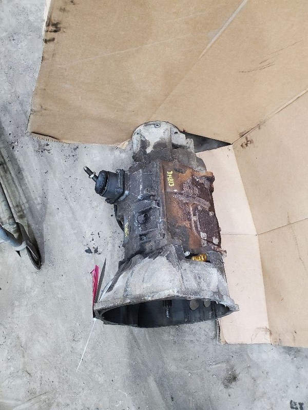 Manual Transmission 4WD Gasoline Fits 96 CHEVROLET 2500 PICKUP 308193