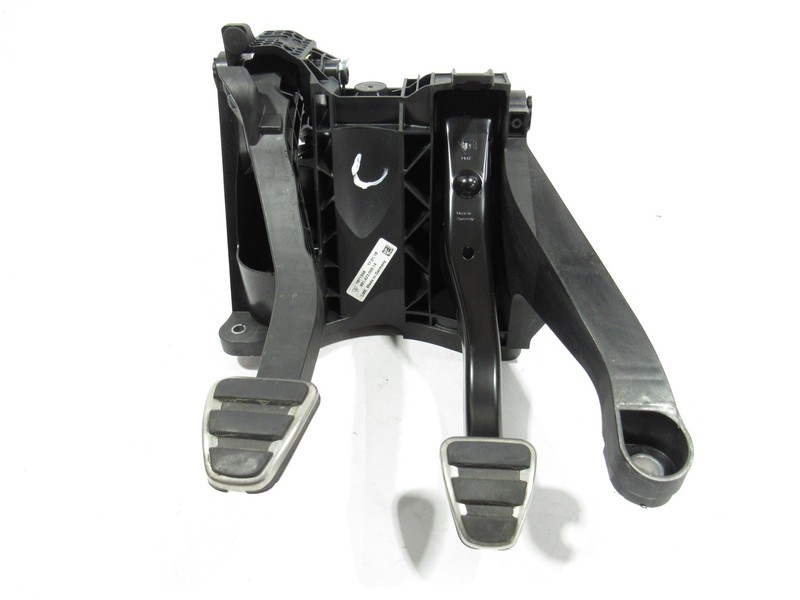 17-21 Porsche 718 Boxster 2017 Clutch Brake Pedal Assembly |:Y