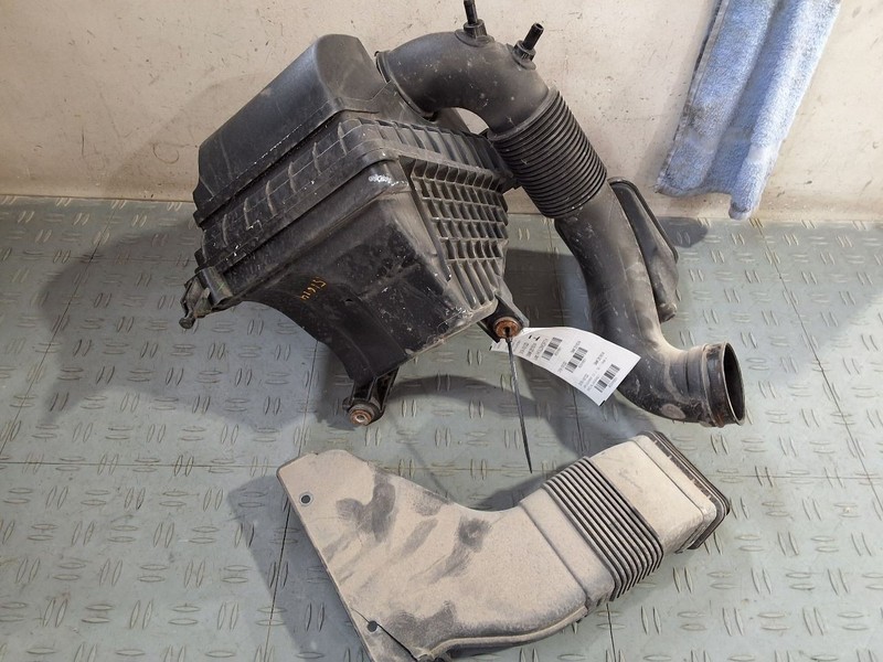 2019-2020 Kia Sorento Air Cleaner Intake Box Assembly