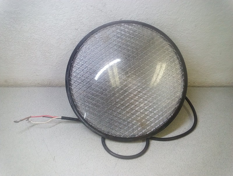 Dialight 433-2270-001A Green Traffic Control Signal 12"