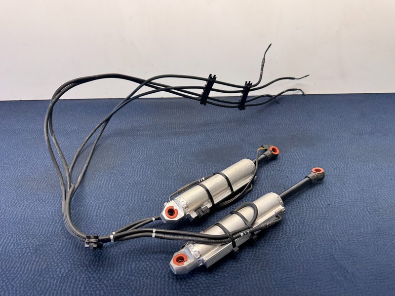 07–20 OEM BMW E93 F33 328i 335i Rear Convertible Top Roof Hydraulic Cylinder SET