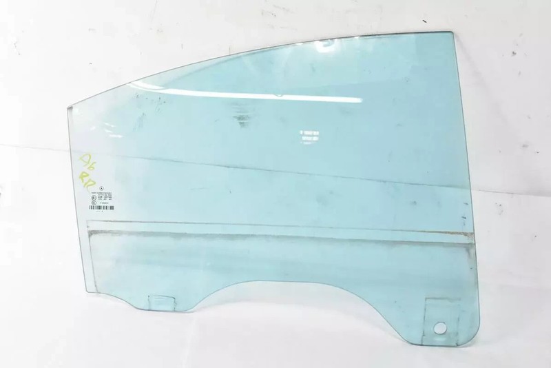 06-11 Mercedes W219 CLS500 AMG Rear Right Passenger Side Door Window Glass OEM