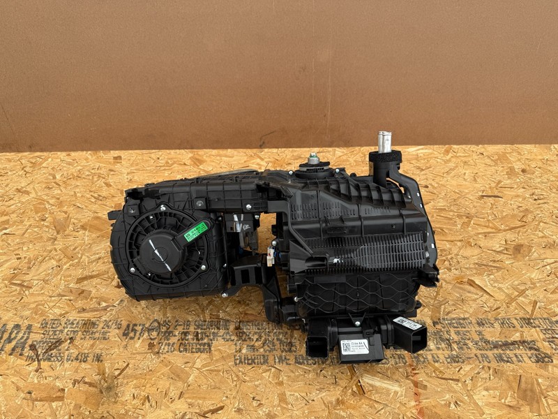 FORD BRONCO SPORT 21-25 OEMAC CLIMATE HEATER BLOWER MOTORASSEMBLY