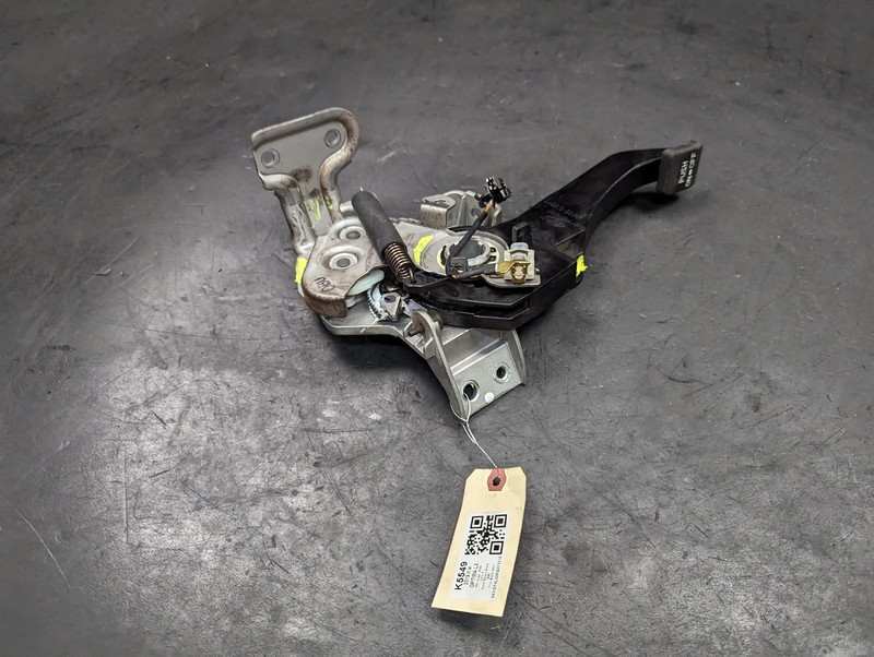 Emergency Parking Brake Pedal 2019 Kia Optima 59710-C1000 2017 2018 2020