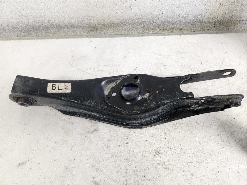 2019-2023 Acura Rdx Rear Driver Strut Mount Control Arm 52355-Tjb-A01
