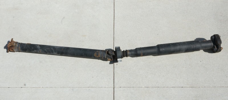 2007 - 2013 BMW 335i328i CONVERTIBLE COUPE REAR TRANSMISSION DRIVE SHAFT