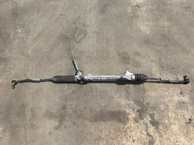 14-22 Nissan Rogue Sport STEERING GEAR RACK AND PINION OEM