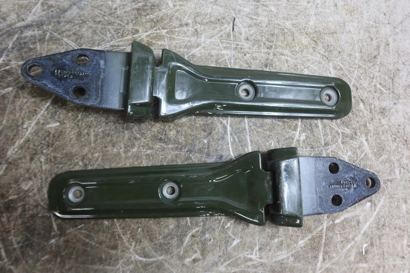 2018-2025 Jeep Wrangler JL OEM Rear Tailgate Trunk Hinge Set Green 68282145