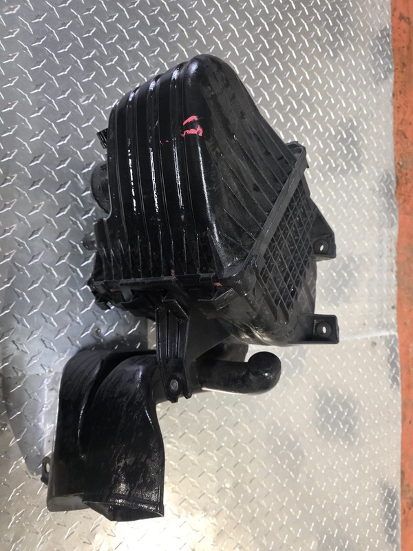 OEM 2011-2014 Chrysler 200 Dodge Avenger 2.4 Air Cleaner Box ‏68022259AB