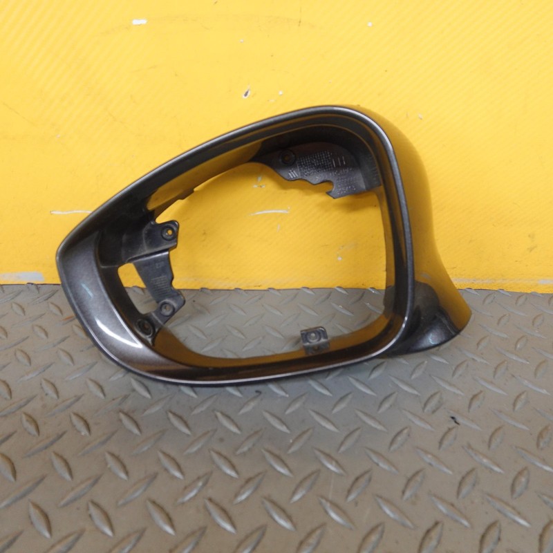 2017-2025 CHRYSLER PACIFICA LEFT DRIVER DOOR EXTERIOR REAR VIEW MIRROR COVER OEM