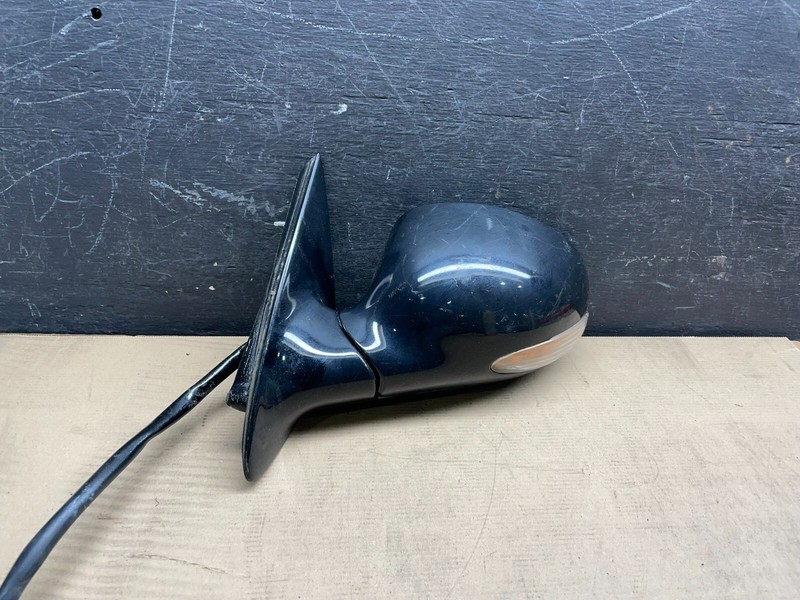 1999 to 2004 Chrysler LHS Left Driver LH View Turn Signal Mirror N6690 DG