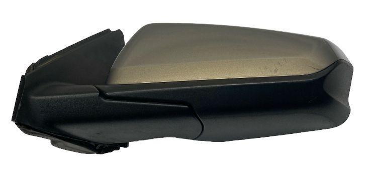 Chevrolet Equinox door mirror 18 23 left side w/o blind spot gold OEM 84604243