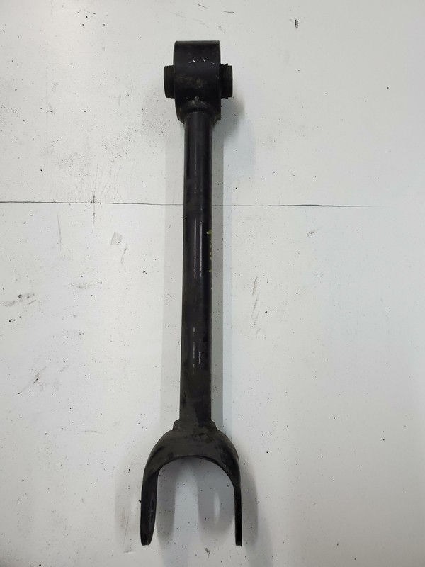 Rear Right Lateral Lower Control Arm 2018 Toyota C-HR 48710-47010 2019 2020