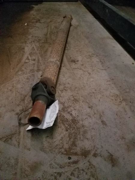 Rear Drive Shaft 4WD 5.2L Fits 96-98 GRAND CHEROKEE 132610