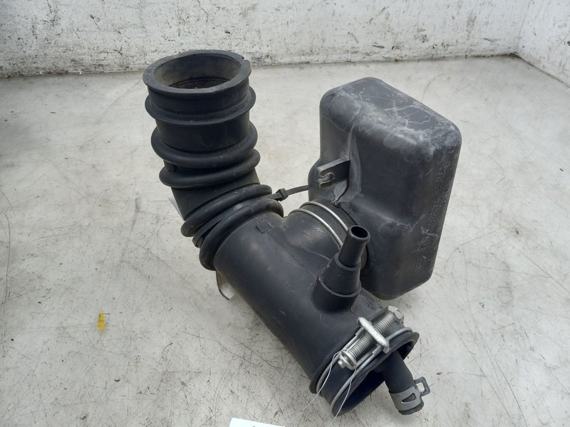 1998 TOYOTA RAV 4 2.0L AIT TUBE RESONATOR
