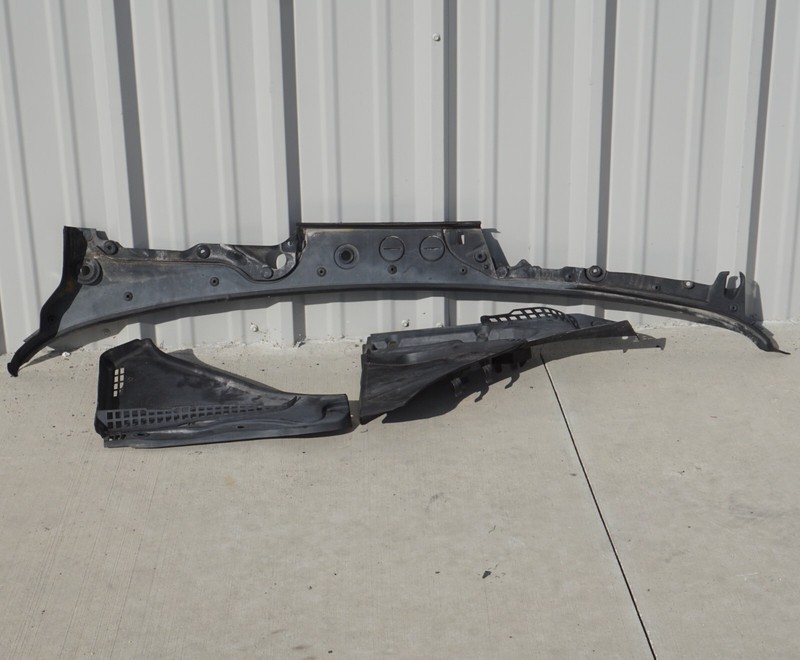 2012 - 2018 BMW 650i 640i Front Windshield Wiper Cowl Vent Panel Set Of3 OEM