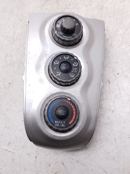 06-08 TOYOTA YARIS 1.5L FWD AT TEMPERATURE CONTROL SWITCH