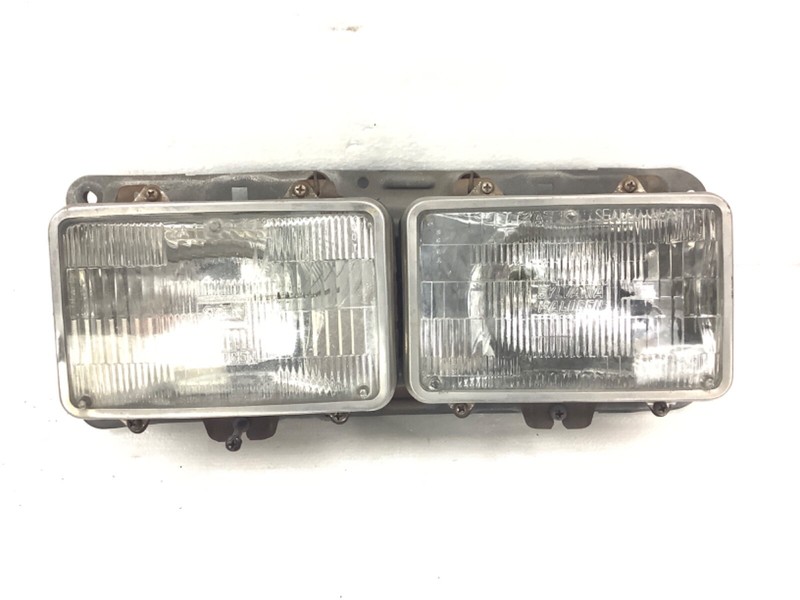 84 85 1984 1985 Accord 4DR Sedan Left Headlight Beam Lamp Bracket Used OEM