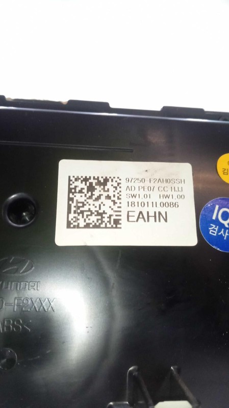 2019 Hyundai Elantra A/C Selector Switch OEM Black 97250F2AH0 88000 Miles
