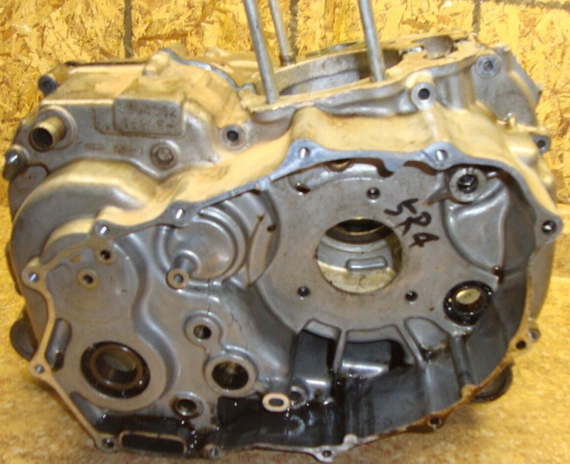1998 Honda TRX400 TRX 400 4X4 Foreman Engine Cases Casing Motor Block Crankcase