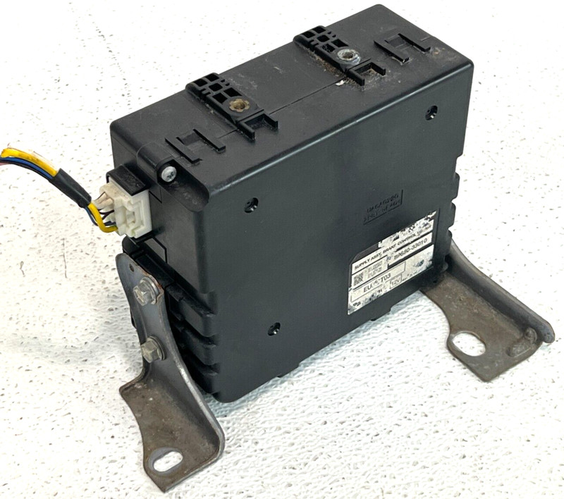 2004-2009 TOYOTA PRIUS BRAKE CONTROL POWER SUPPLY 89680-33010 OEM