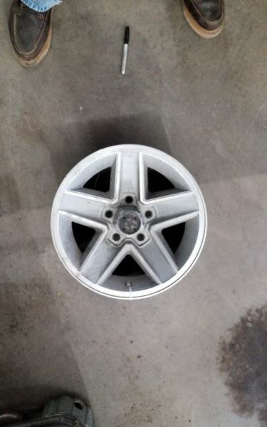 Wheel 15x7 Aluminum Without Rs Option Fits 88-90 CAMARO 228195