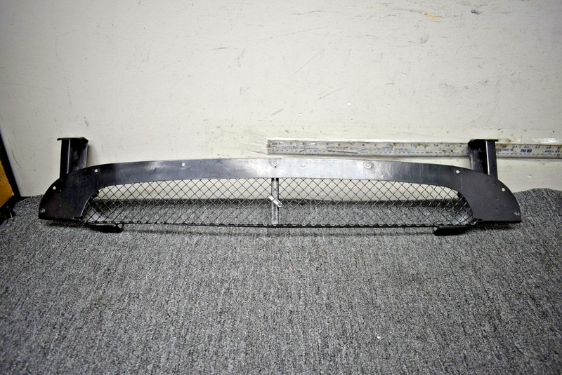 Ferrari F430 430 Spider Coupe F136E Rear bumper upper grille grid