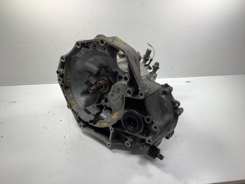 77-79 Honda Civic 4 Speed Transmission Housing 21200-634-305 OEM
