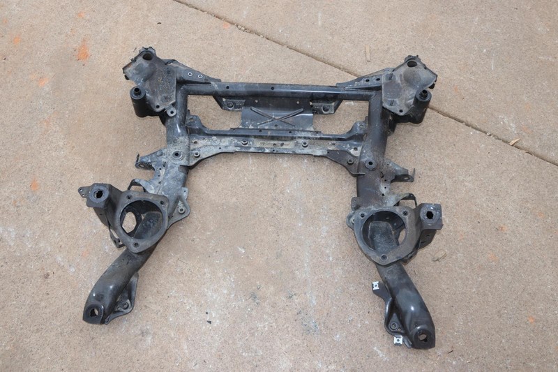 2017-2020 BMW 430I XDRIVE F33 FRONT ENGINE CRADLE CROSSMEMBER SUBFRAME OEM