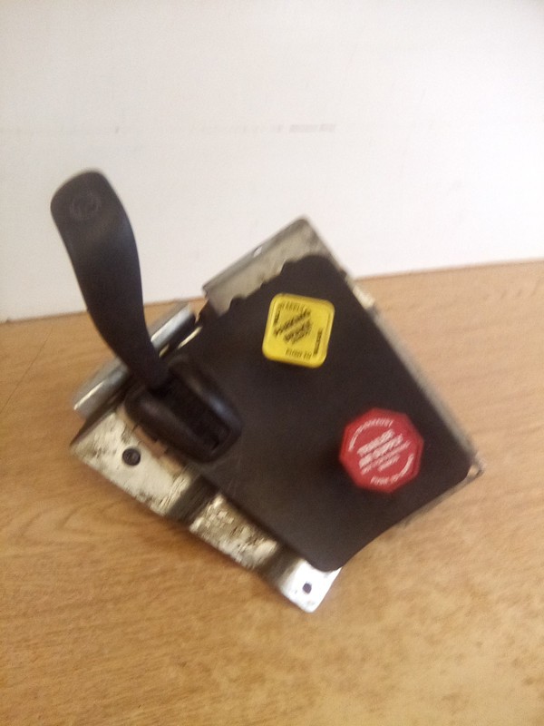Meritor Wabco Air Brake Valve Trailer Brake Assembly RKN20607, 20446538