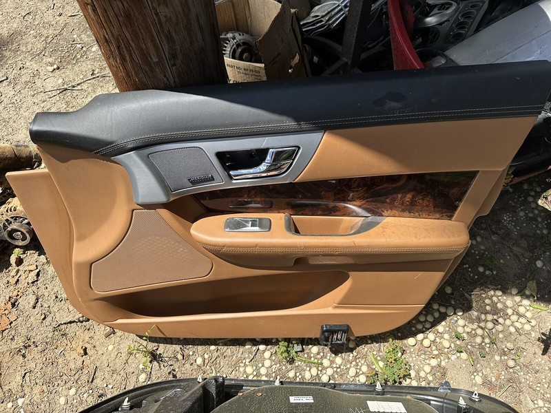 09-15 JAGUAR XF OEM RH Front Beige Leather Door Panel & Power Window Switch
