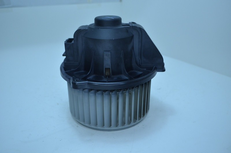 2006-2013 RANGE ROVER SPORT LR4 AC HEATER BLOWER MOTOR OEM