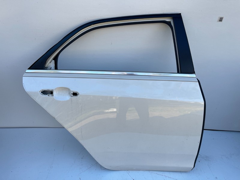 2014-2019 CADILLAC CTS REAR RIGHT DOOR SHELL PASSENGER OEM