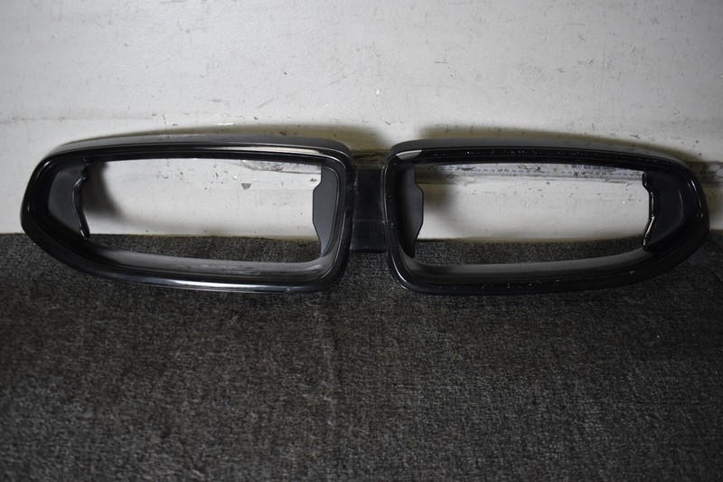 2022 2023 BMW M240i M240iX Front Center Kidney Grille Surround 51-13-8-080-976