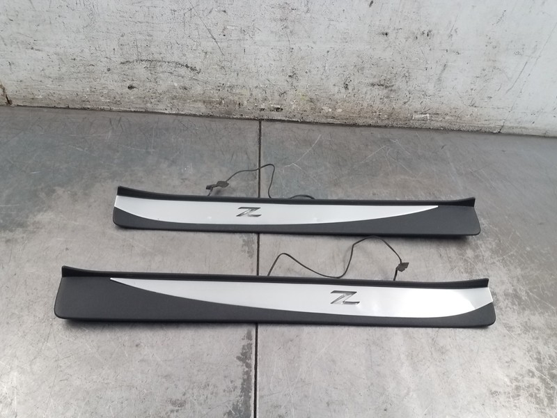 2015 Nissan 370Z Nismo Door Sill Scuff Panels #0785 K3