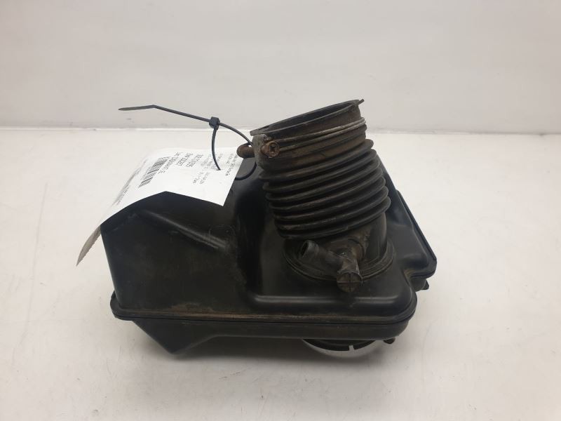2005 TOYOTA AVALON 3.5L 6CYL AIR CLEANER TUBE/RESONATOR