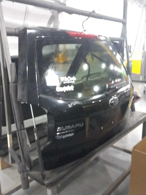 Used Deck Lid fits: 2015 Subaru Forester w/o spoiler w/privacy tint glass Grade