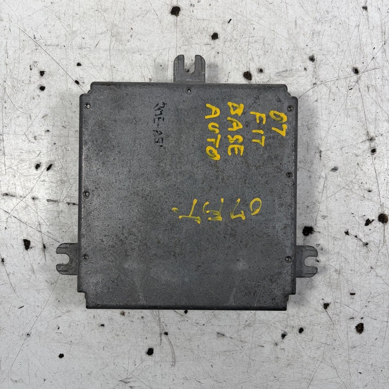 07 Honda Fit Base AT ECU/ECM Engine Control Unit Module 37820-RME-A51 OEM