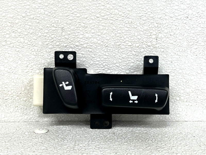 ⭐2015-2021 LEXUS NX200T FRONT RIGHT SEAT ADJUSTMENT CONTROL SWITCH OEM LOT2637