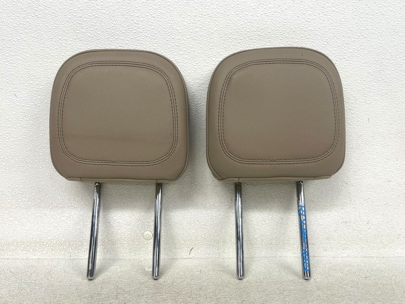 ⭐2020-2025 LINCOLN AVIATOR REAR RIGHT & LEFT 2ND ROW SEAT HEADREST OEM LOT2682