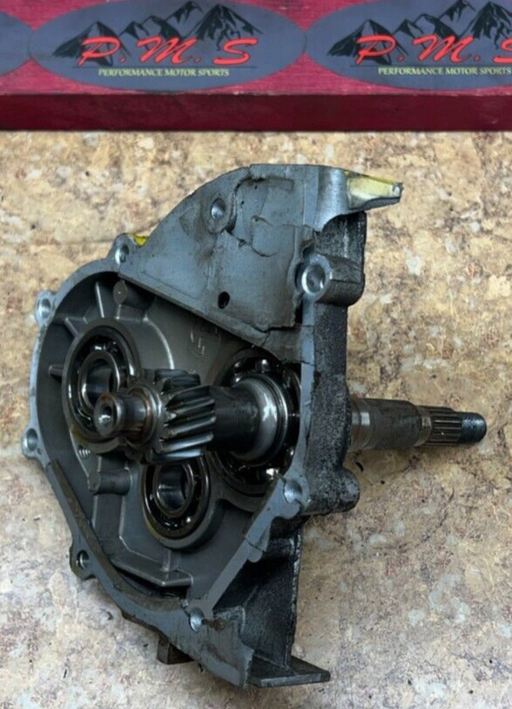 2007 Chinese Scooter 150 CC Engine Cover Panel Shaft Motor Unique Industrial