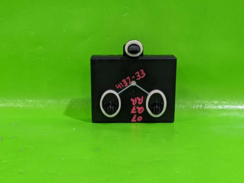 07 08 AUDI Q7 PASSENGER RIGHT REAR DOOR WINDOW CONTROL MODULE OEM 4132-33