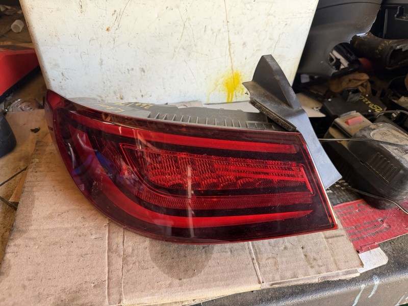 17-22 INFINITI Q60 LEFT DRIVER SIDE TAIL LIGHT LED BRAKE LIGHT OEM