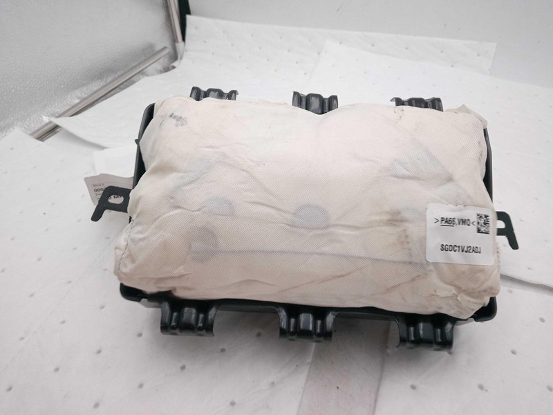 2022 MAZDA 3 Instrument Panel Air Bag Right White 67K Miles OEM Part 711634