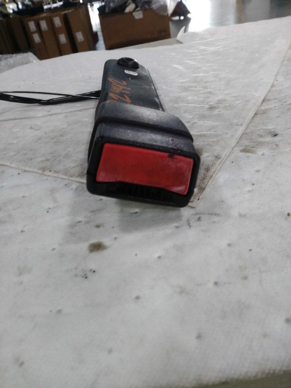 2011-2013 Ford Fiesta Yellow Driver Seat Belt Buckle OEM BE8Z5461203AA