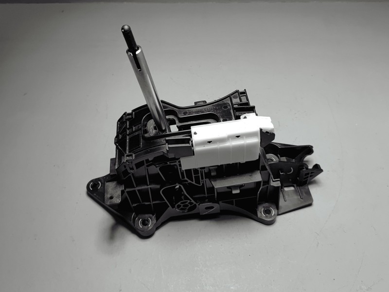 2019-2022 Toyota Avalon Automatic Transmission Shift Lever Shifter OEM