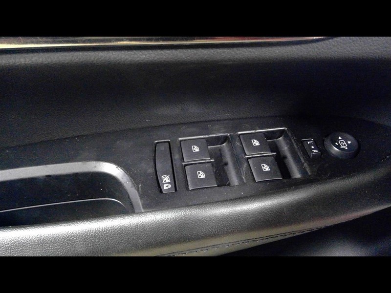 Driver Front Door Switch Driver's Window Crew Cab Fits 15-22 CANYON 1675079