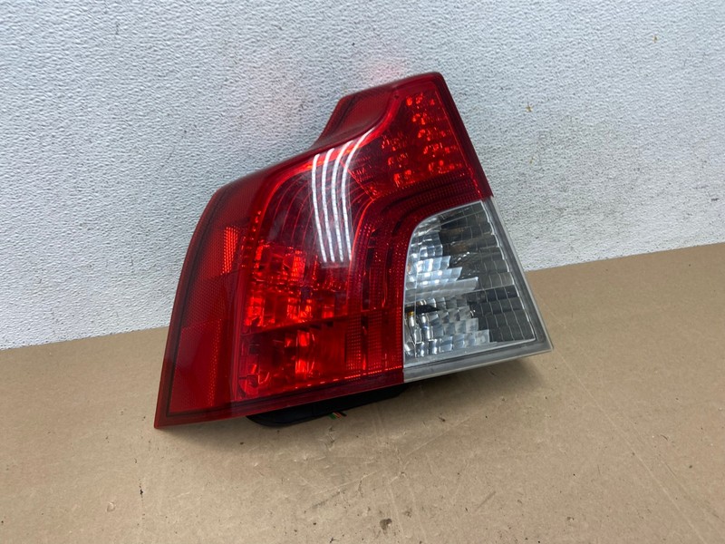 2008 to 2011 Volvo S40 Left Driver LH Side Tail Light OEM AE5069 LK