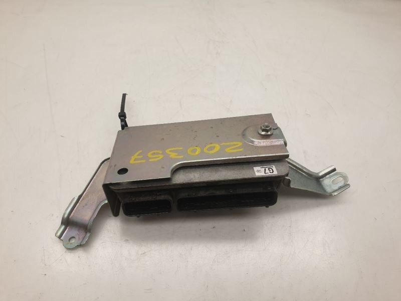 2015 TOYOTA PRIUS C TWO ENGINE ELECTRONIC CONTROL MODULE ECM ASSEMBLY